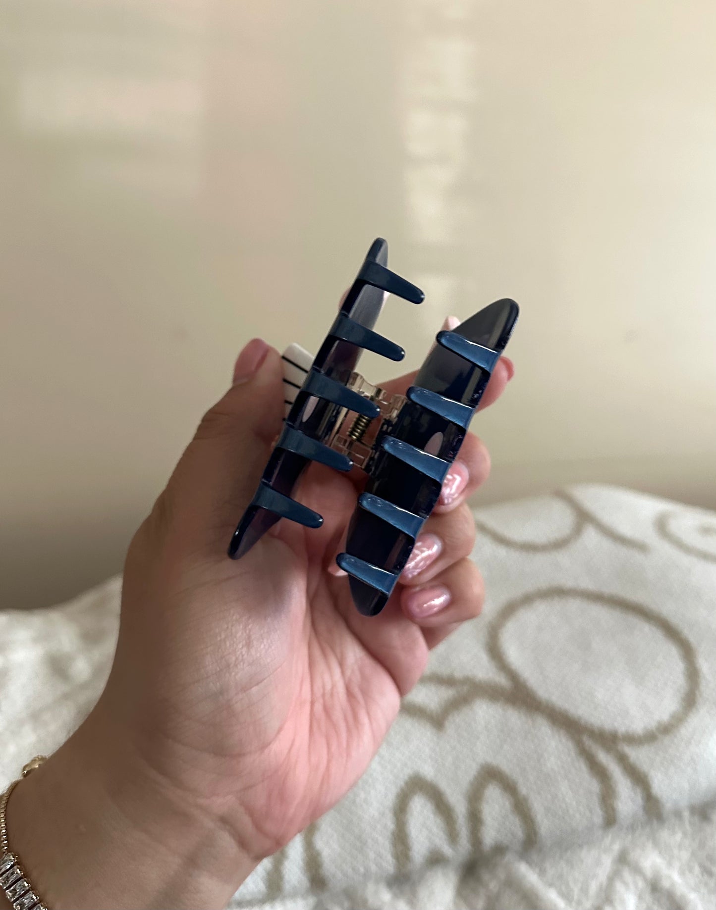 Remy Hair Clip