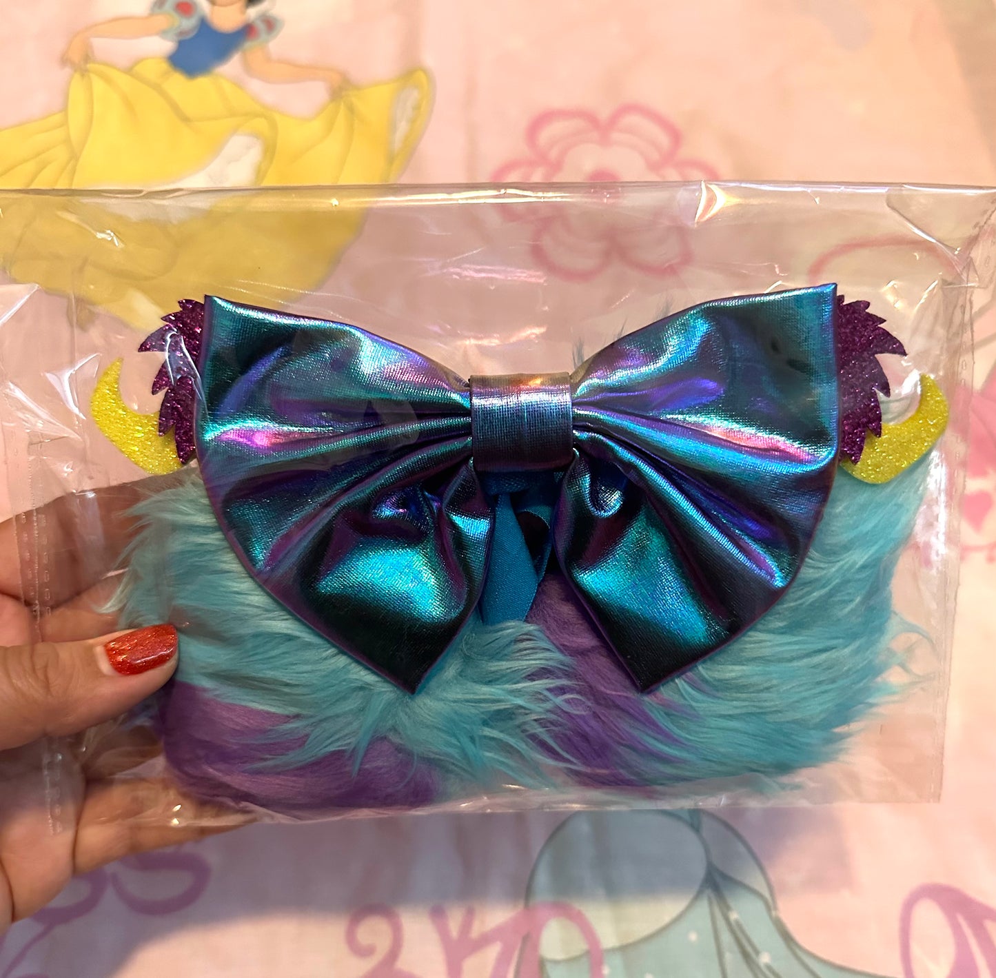 Character Stretchy Ears