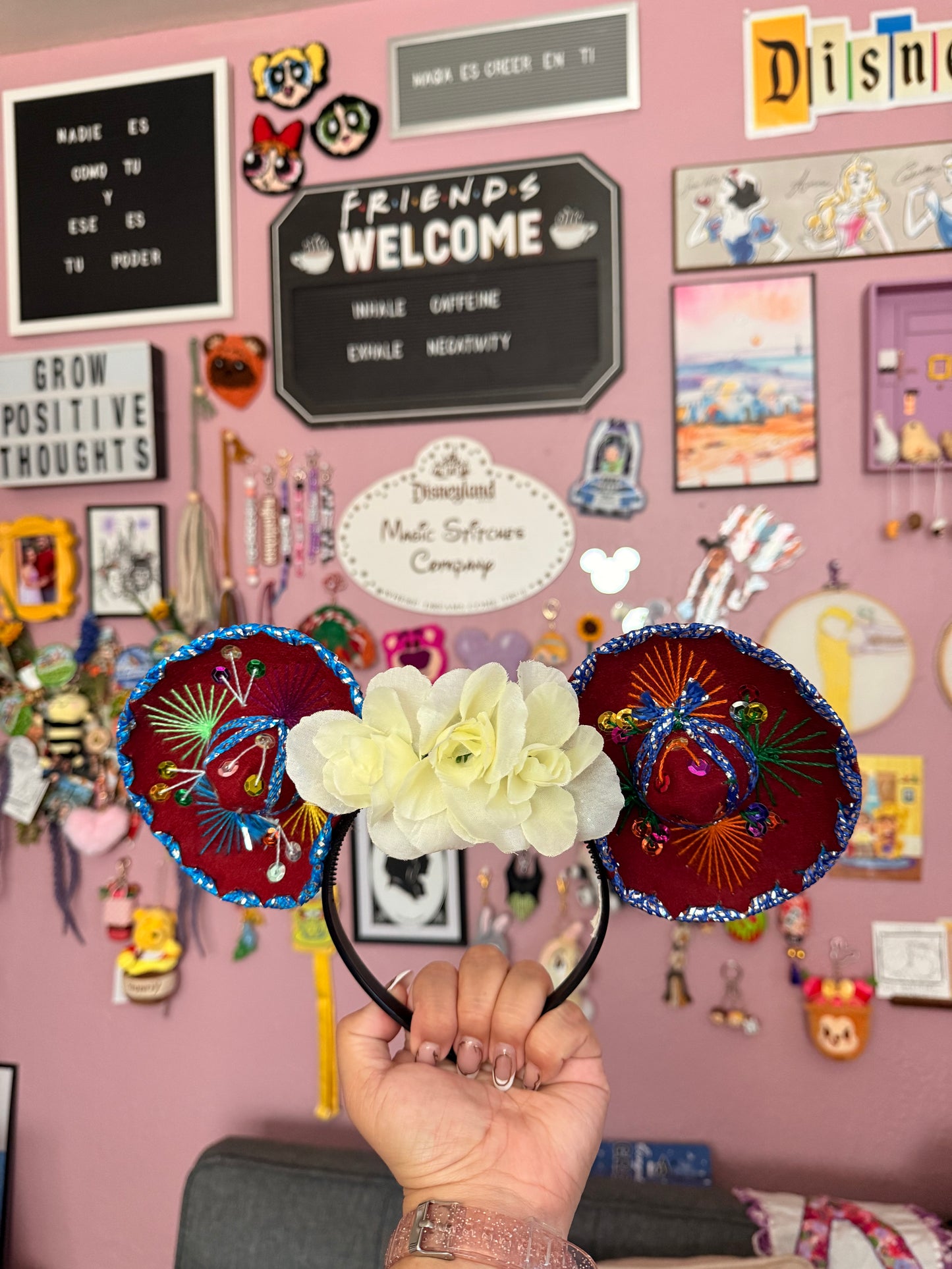 Sombrerito Ears Maroon w White Flowers