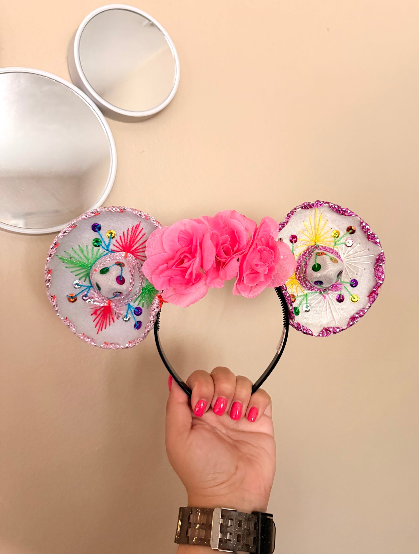 Sombrerito Ears White w Pink Flowers