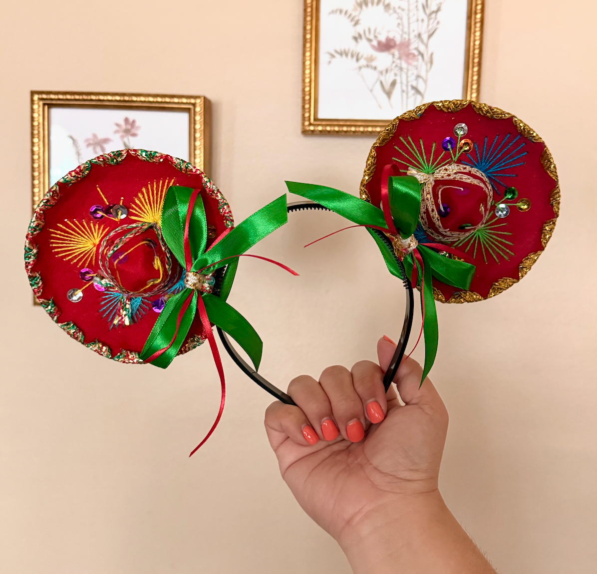 Sombrerito Ears Reds w Bows